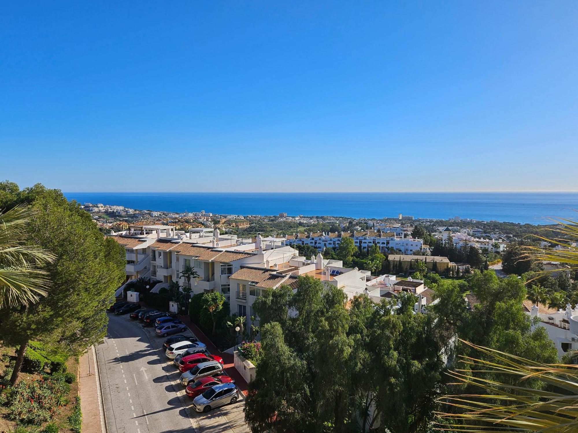 3 Bedroom Penthouse Apartment In Calahonda MIJAS COSTA Exteriör bild