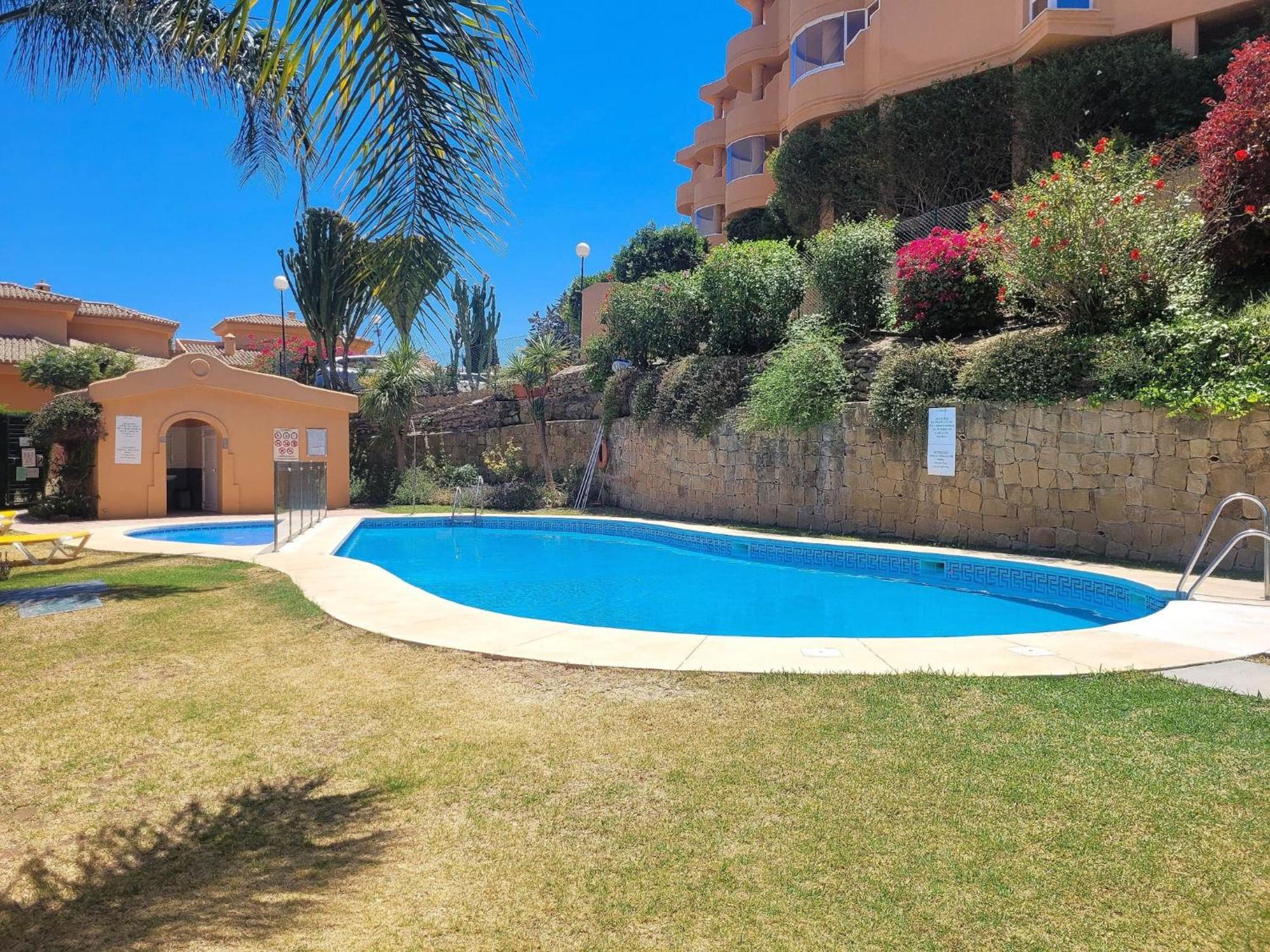 3 Bedroom Penthouse Apartment In Calahonda MIJAS COSTA Exteriör bild