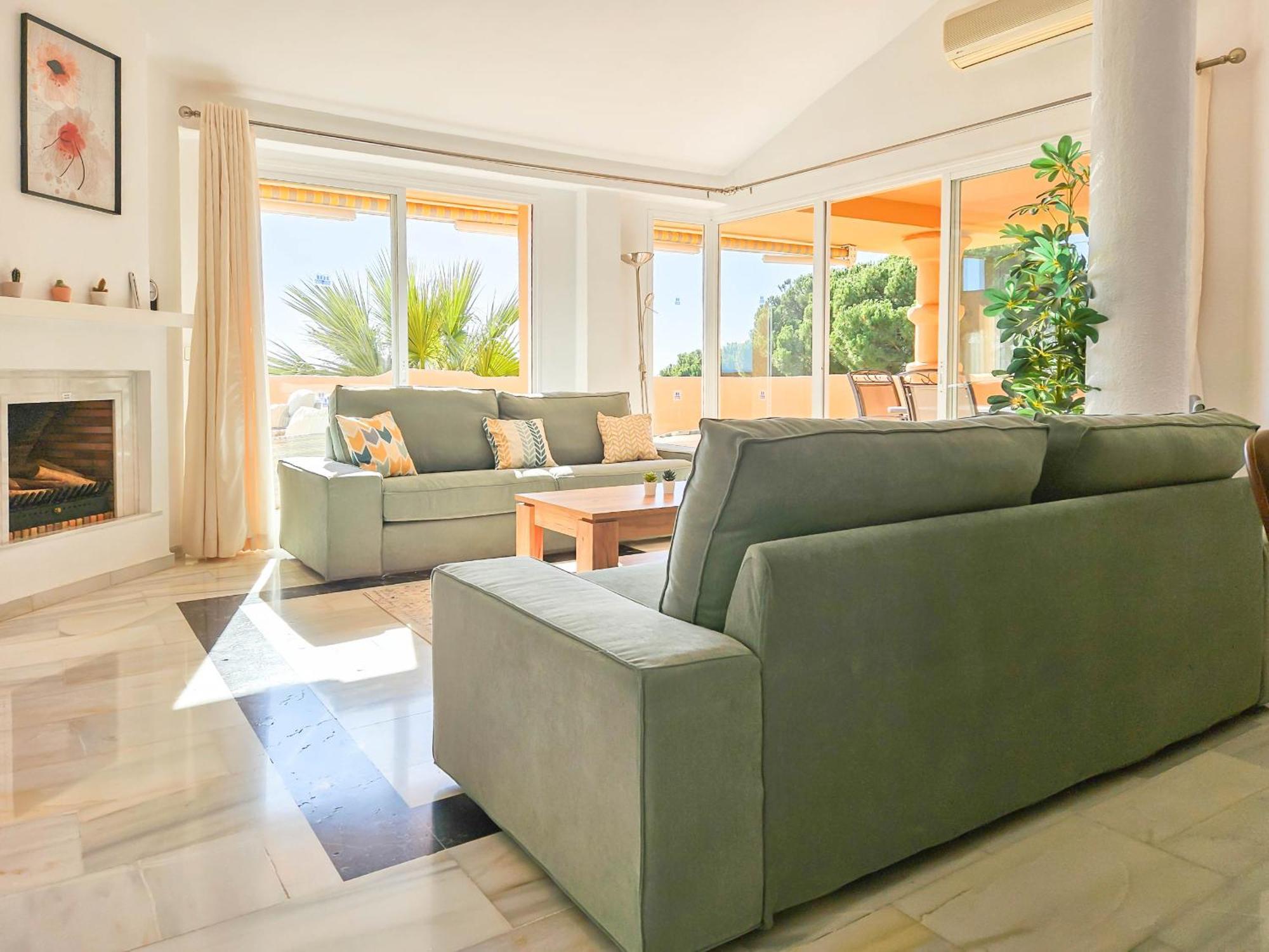 3 Bedroom Penthouse Apartment In Calahonda MIJAS COSTA Exteriör bild